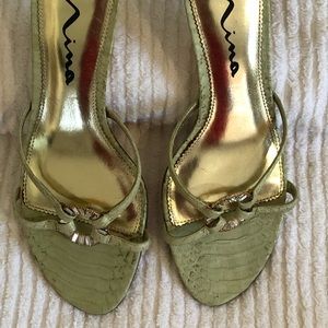 Nina kitten heel sandal